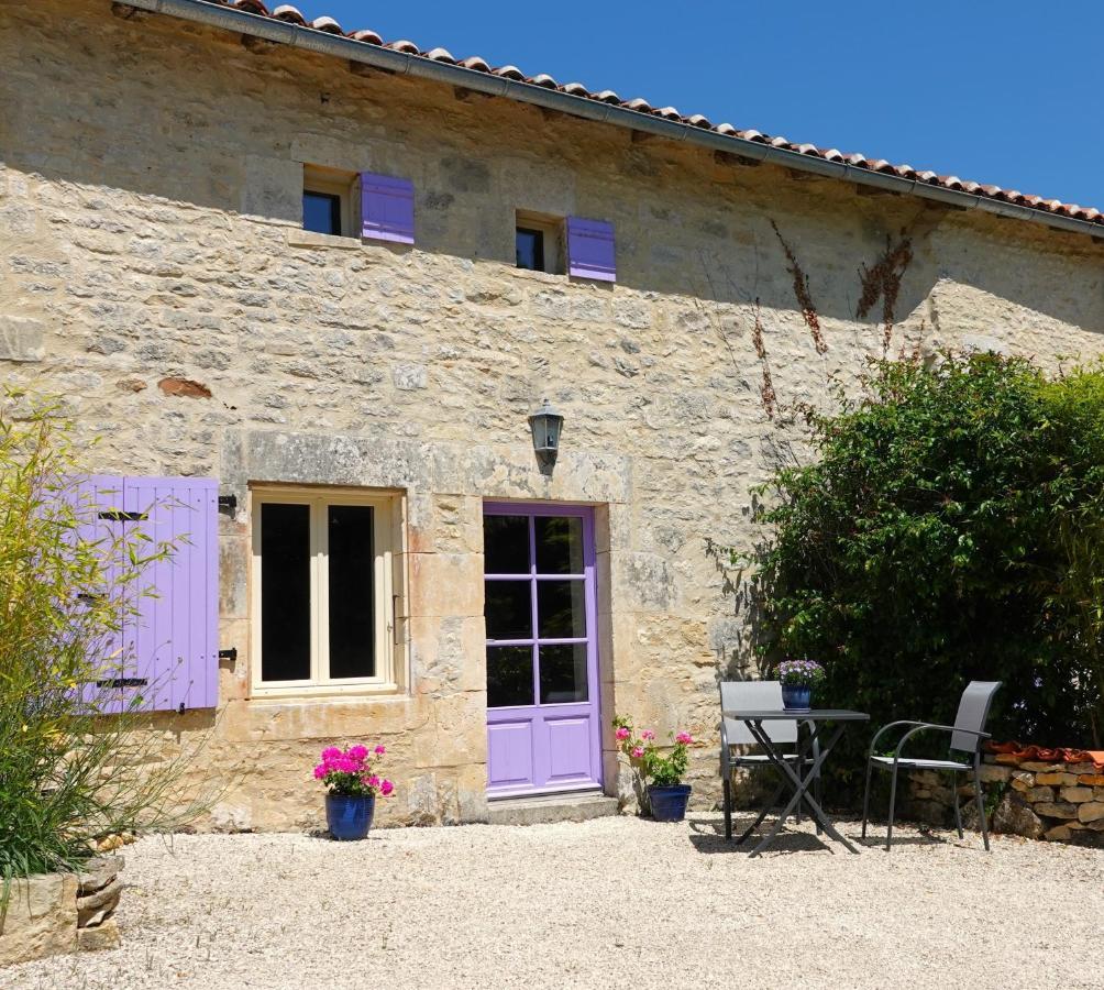 Gite Rural La Maison Mauve Ventouse Exterior photo