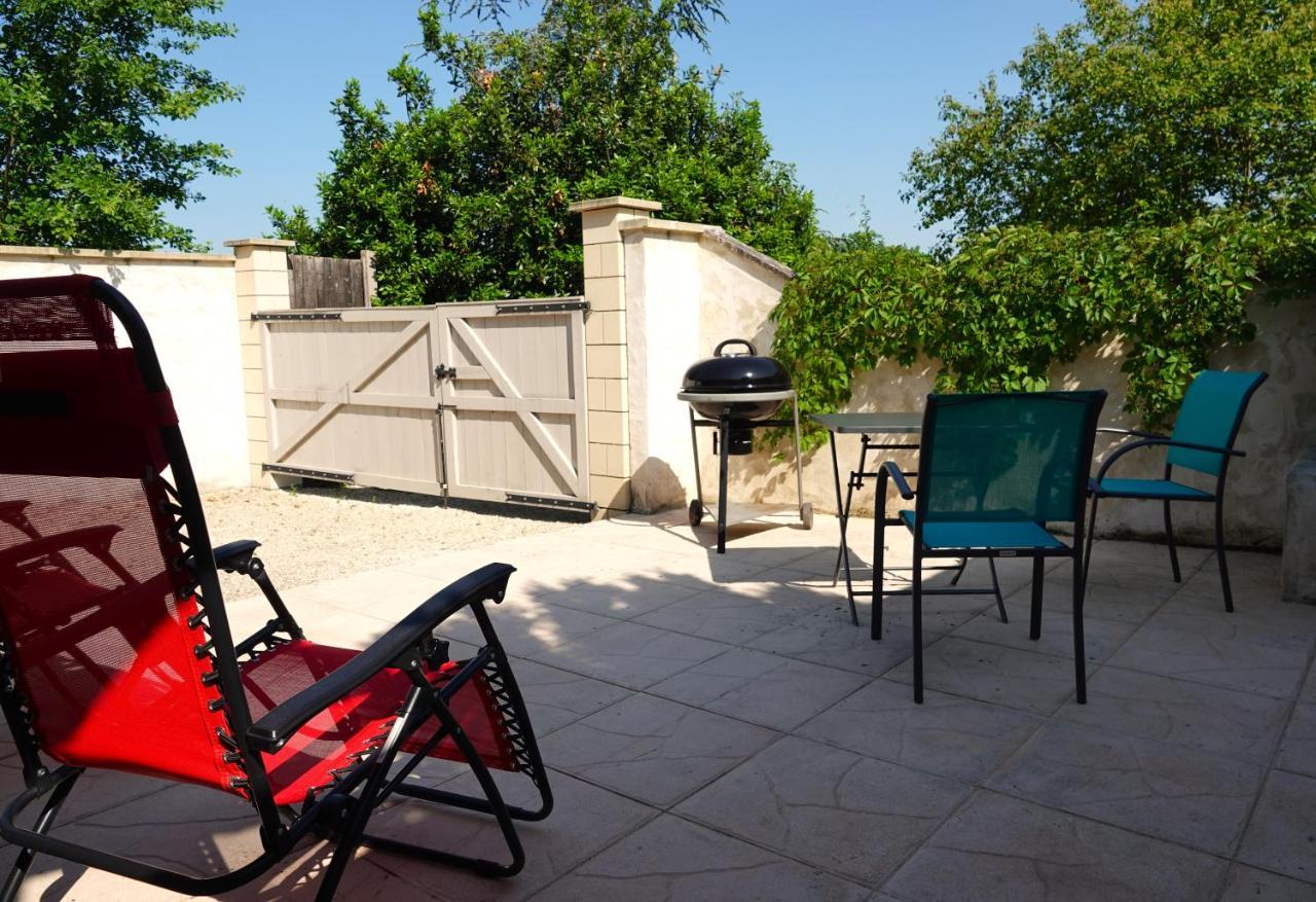 Gite Rural La Maison Mauve Ventouse Exterior photo
